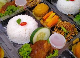 4 Tips Mencegah Nasi Box Hajatan Mudah Basi