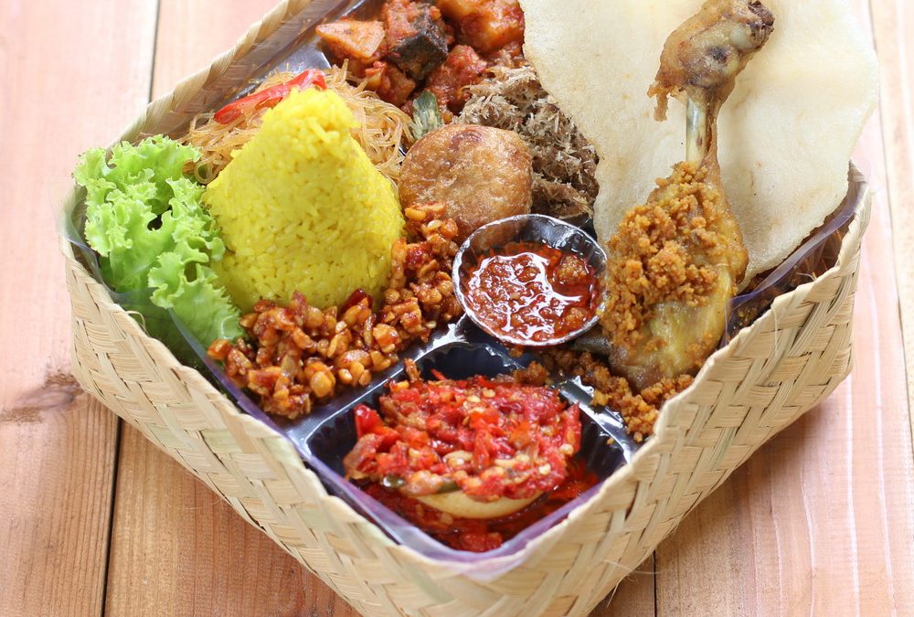 3 Cara Menentukan Kisaran Harga Nasi Liwet Box untuk Kebutuhan Acara