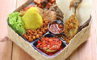 3 Cara Menentukan Kisaran Harga Nasi Liwet Box untuk Kebutuhan Acara